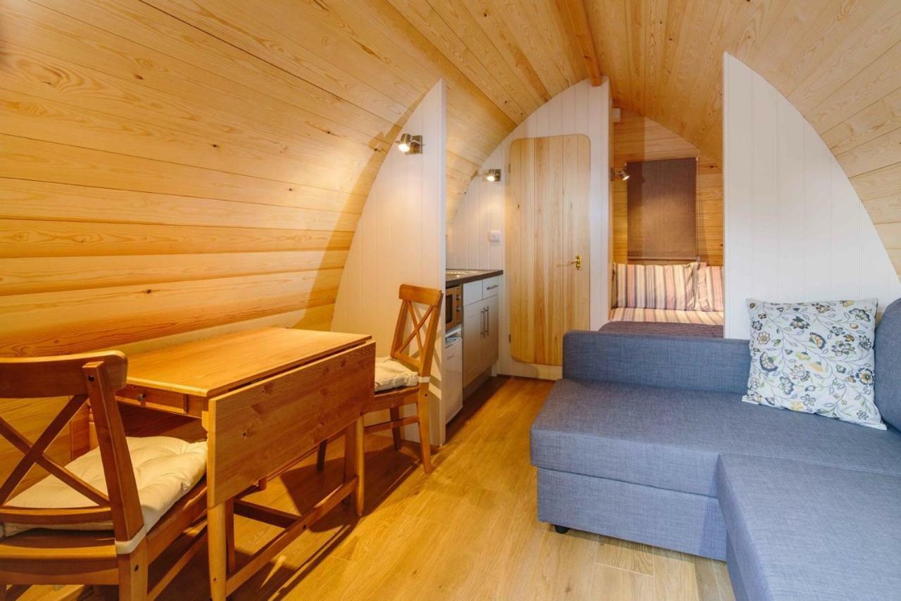 Mallow Glamping Pod Челтенхам Экстерьер фото