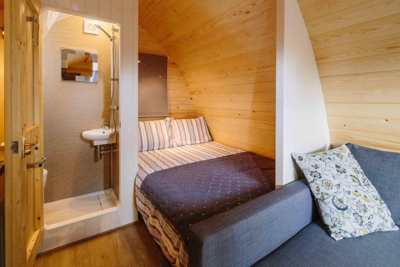 Mallow Glamping Pod Челтенхам Экстерьер фото