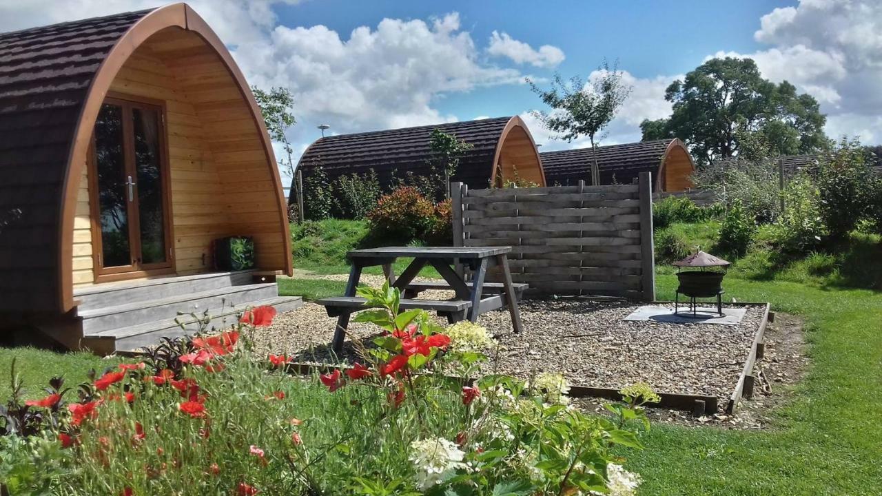 Mallow Glamping Pod Челтенхам Экстерьер фото